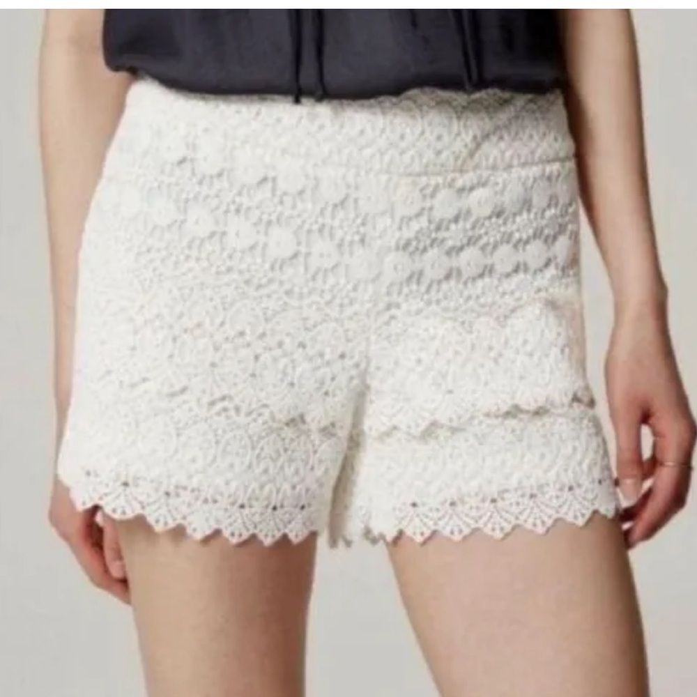Ann Taylor Loft The Riviera Shorts White Crochet Lace Size 4